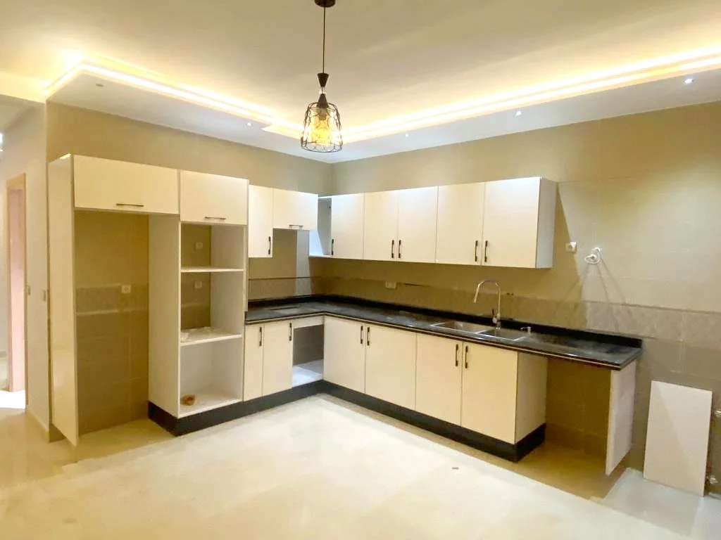 Luxe appartement te koop in Nador met uitzicht