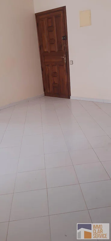 شقة مشمسة في تمارة مع شرفة