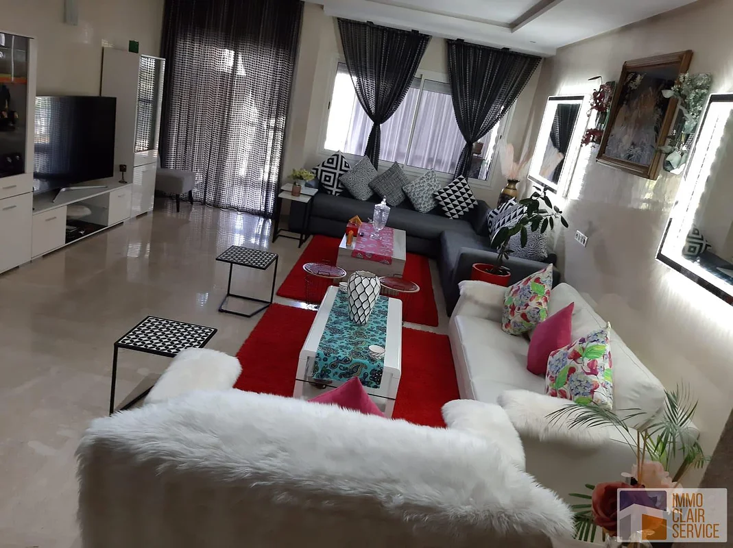 شقة مفروشة جديدة في الرباط مع حديقة وحمامين سباحة