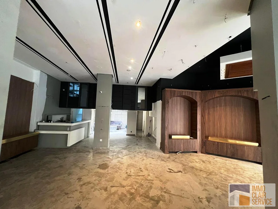 محل تجاري متميز للبيع براباط