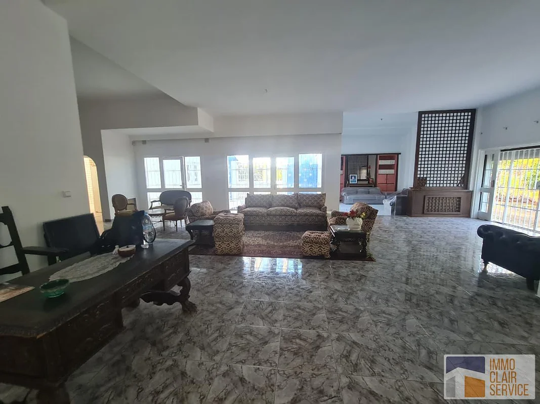 Prachtige Villa met Tuin en Terras in Rabat