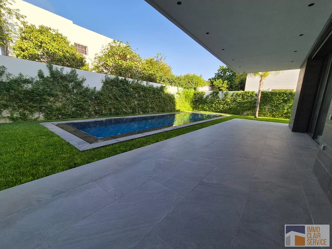 Luxurious New Villa with Pool in Rabat
