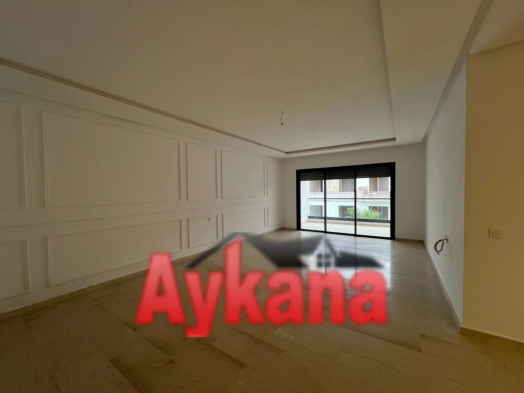 Luxury Apartment for Rent in El Menzeh with Terrace