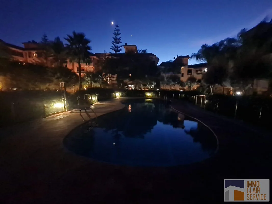 شقة مفروشة للإيجار في تمارة