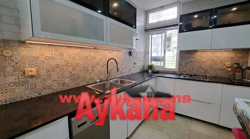 Bel appartement à louer Hay Riad Rabat REF 3542