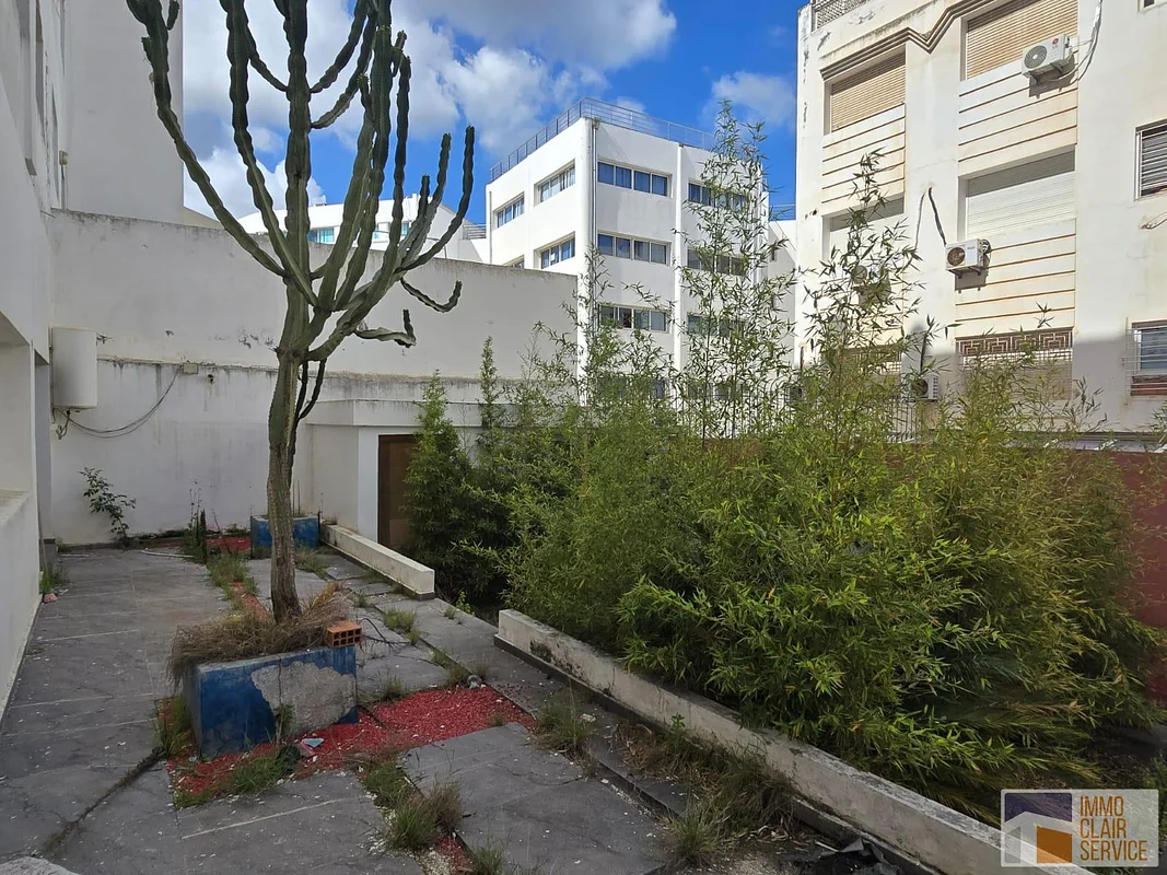 Appartement met Tuin en Garage in Rabat