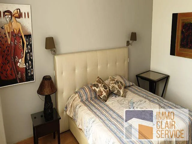 Gerenoveerd Appartement met Uitzicht op de Rivier