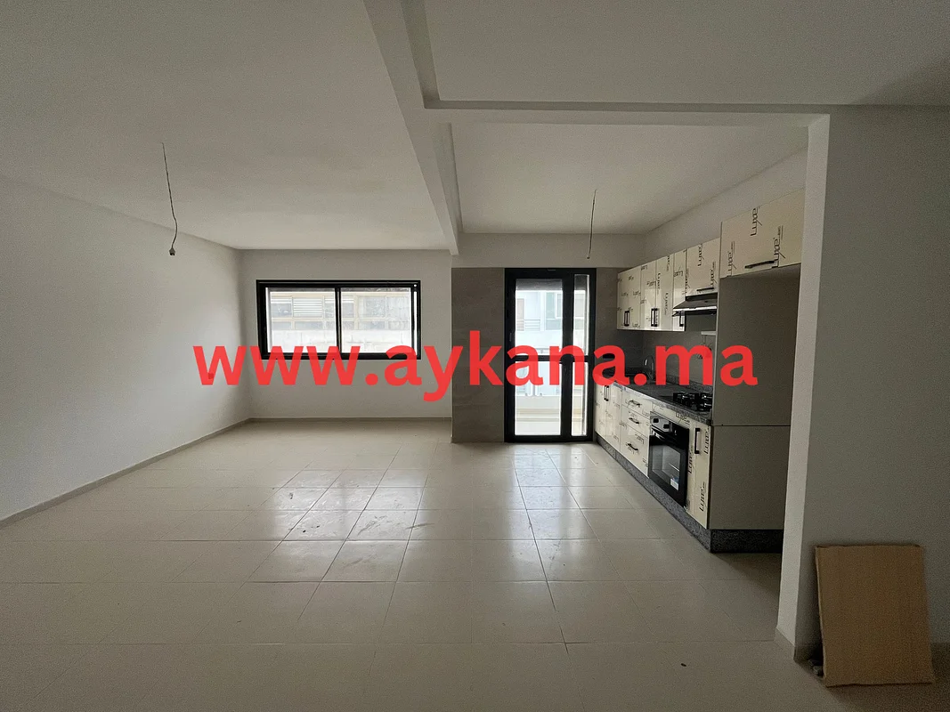 Te Huur: Nieuw Appartement met Zwembad in Harhoura