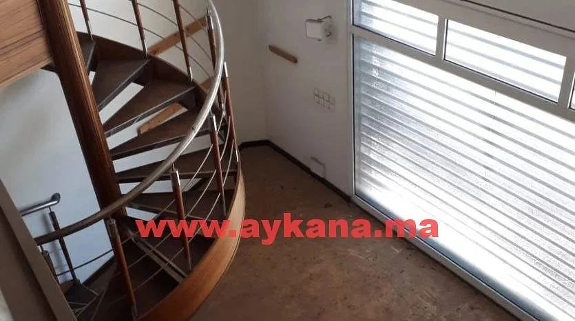 Te Huur: Commercieel Pand in Rabat Agdal