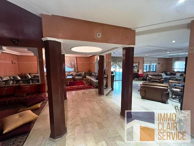 Gemeubelde villa met zwembad en tuin in Rabat