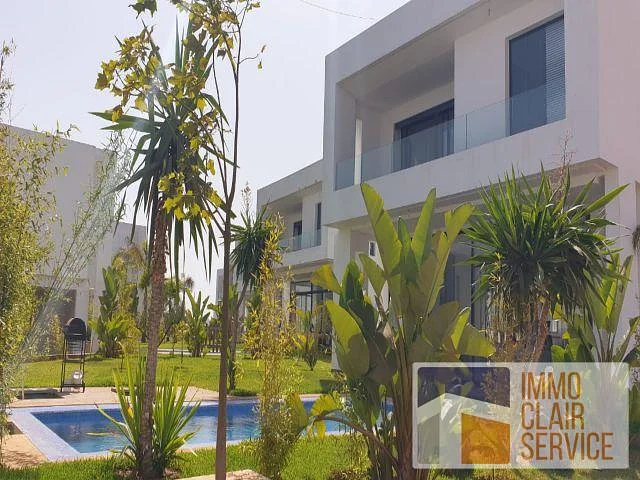 Nieuwe Villa te Koop in Rabat met Tuin en Balkon