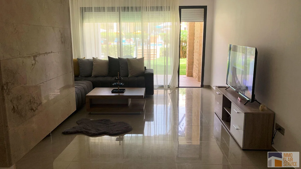 شقة فاخرة في إقامة مغلقة مع مسبح