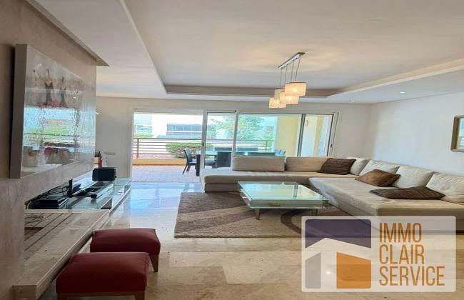 Mooi Appartement met Zeezicht en Zwembad in Mohammedia