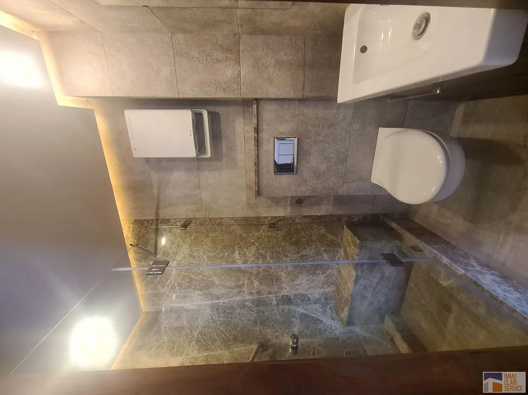 شقة فاخرة في حي فال فليوري الهادئ