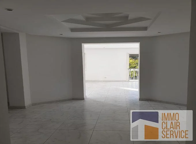 Appartement met Tuin en Terras in Rabat