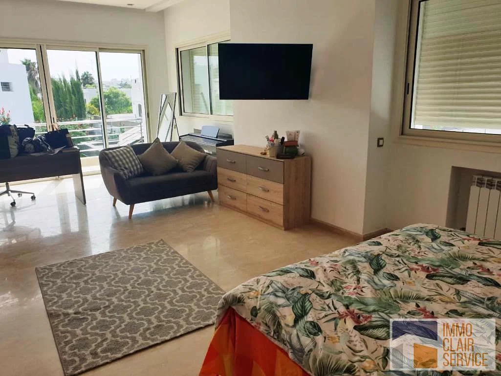 Gemeubileerde villa met zwembad en tuin in Rabat