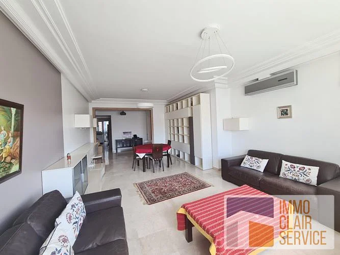 Ruim Appartement met Balkon in Casablanca