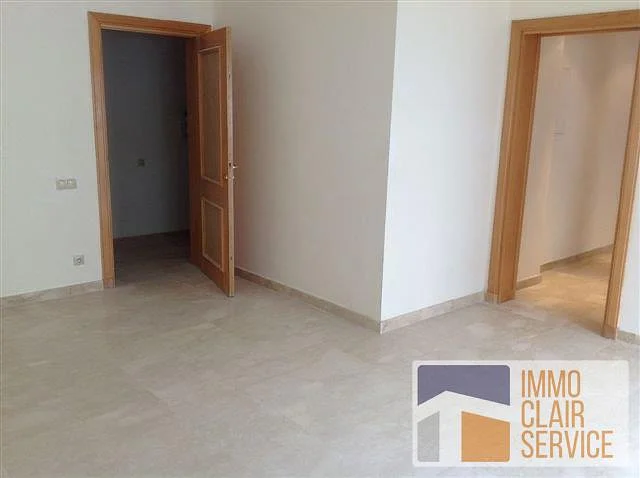 Ongemeubeld Appartement in het Quartier Maarif