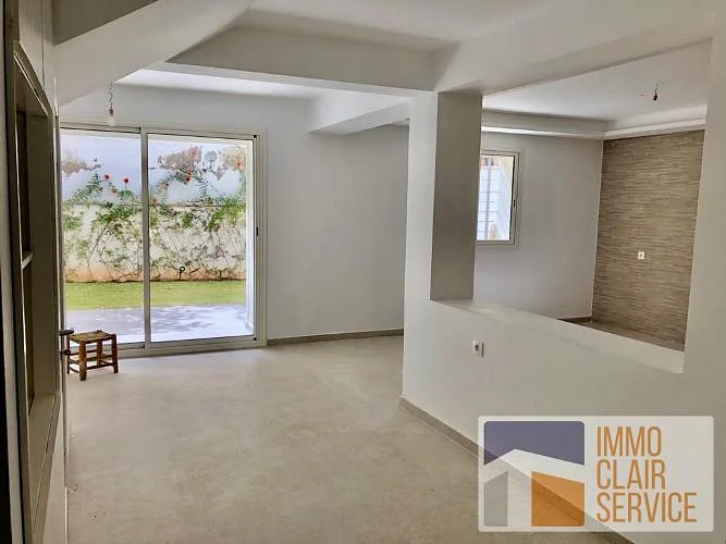 فيلا للإيجار في الدار البيضاء