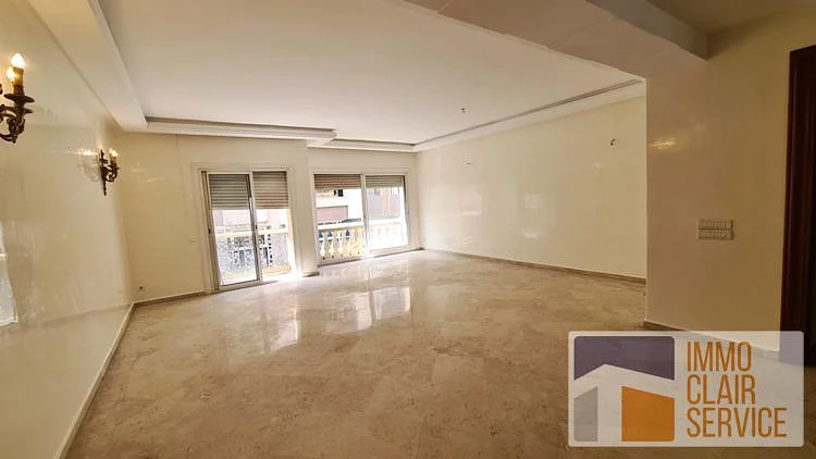 Sunny Duplex Apartment in Triangle d'Or Casablanca