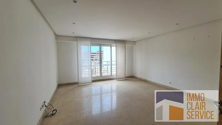 Charming Apartment for Rent in Racine, Casablanca