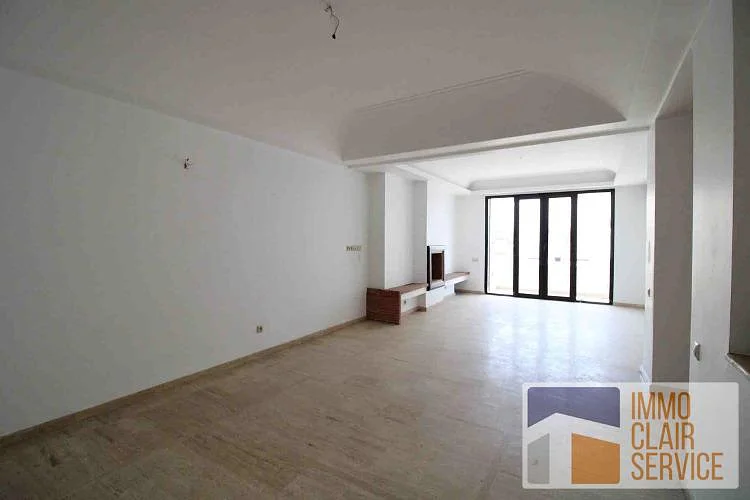 Zonnig Appartement met Balkon in Racine Casablanca
