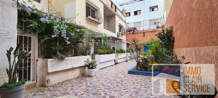 Studio met Terras in Gauthier, Casablanca