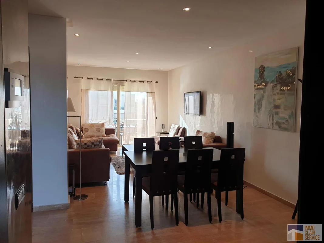 Appartement met Privé Solarium en Bouznika