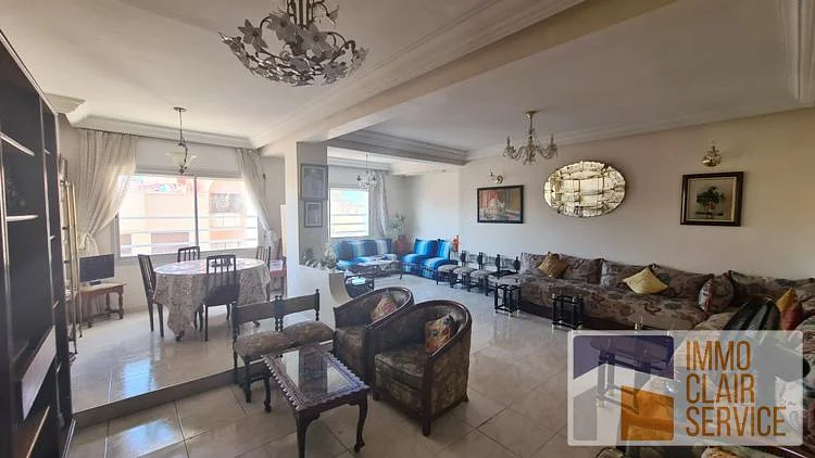 شقة مشرقة للبيع في الدار البيضاء