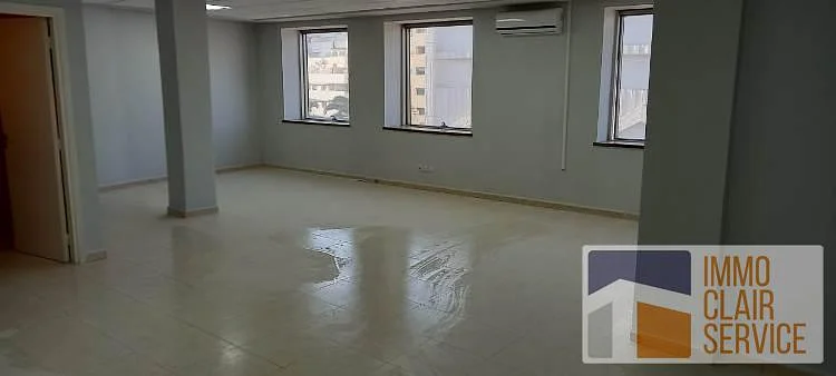 مكتب للإيجار في الدار البيضاء