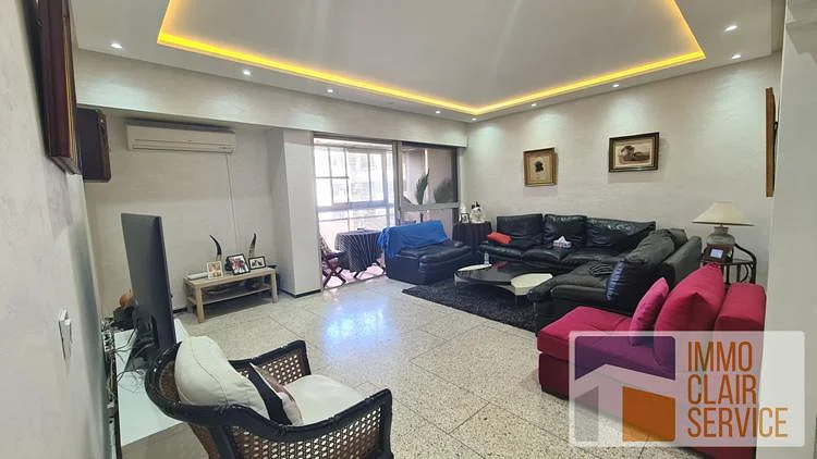 Appartement met Balkon in Casablanca