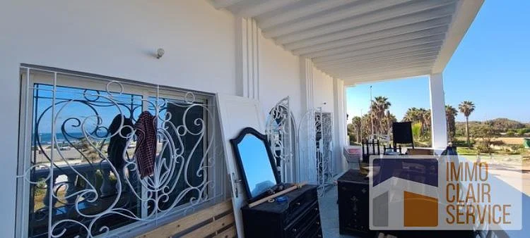 Appartement aan Zee met Ruime Terras in Casablanca