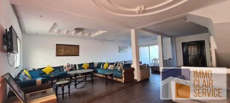 فيلا مطلة على البحر في دار بوعزة