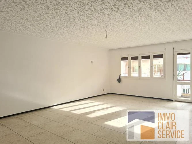 Licht kantoor te huur nabij Twin Centre Casablanca