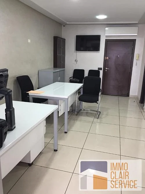 Licht kantoor te huur in Casablanca