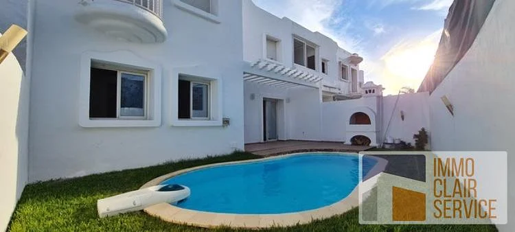 Villa in rustige en veilige residentie dichtbij het strand