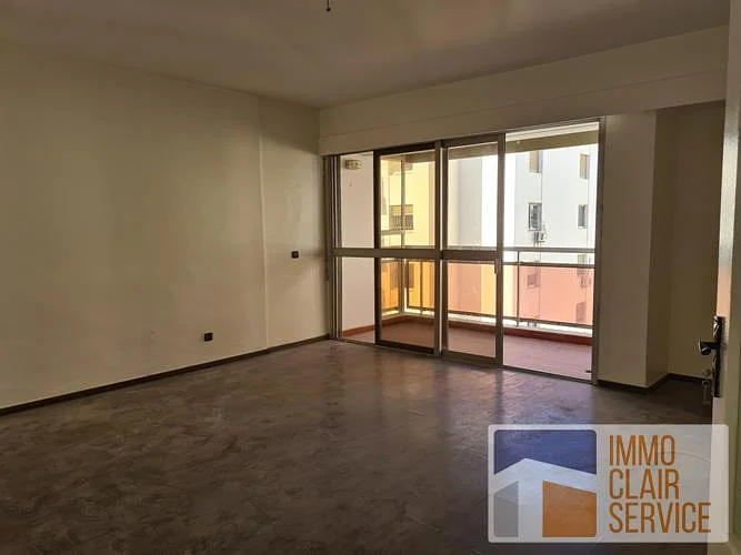Zonnig Appartement te Huur in Casablanca