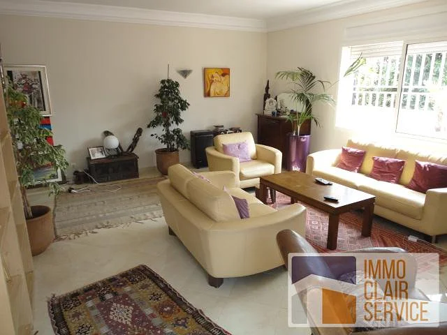 Ruime villa met terras in Casablanca Cil