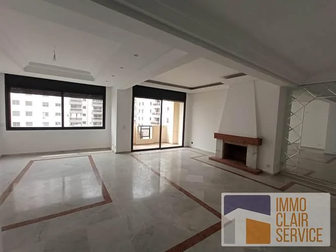 Ruim Appartement in Veilig Complex in Casablanca