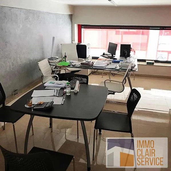 Volledig uitgerust commercieel pand in Salé