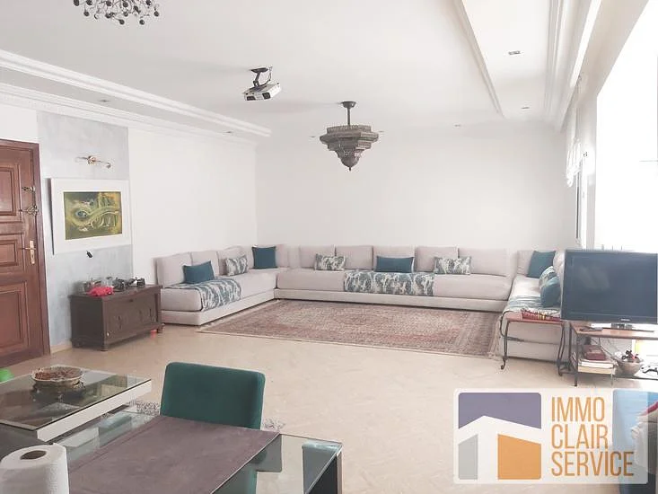 Prachtig Appartement in het Hart van Casablanca