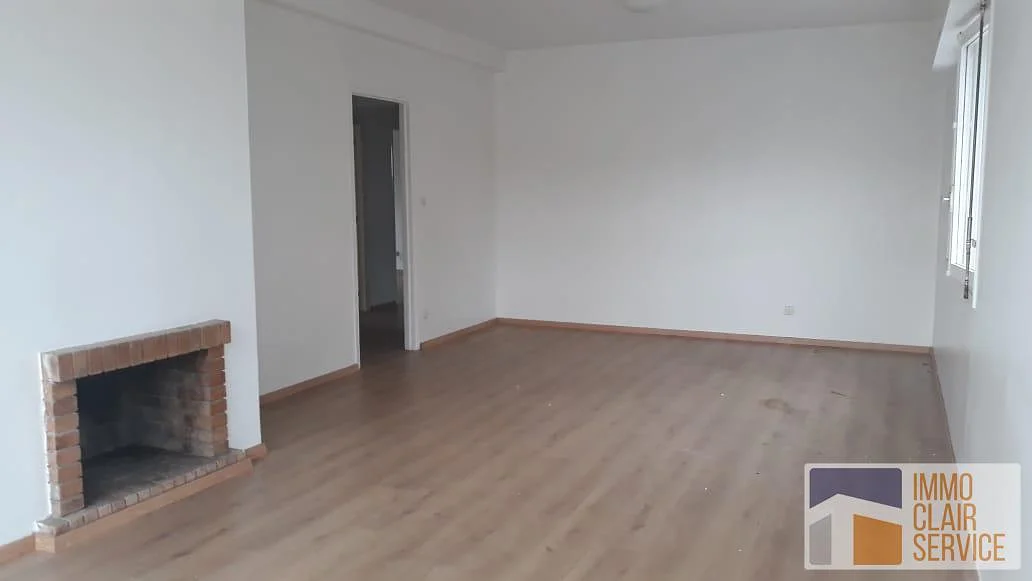 Te Huur: Luxe Villa Verdieping in Rabat met Balkon