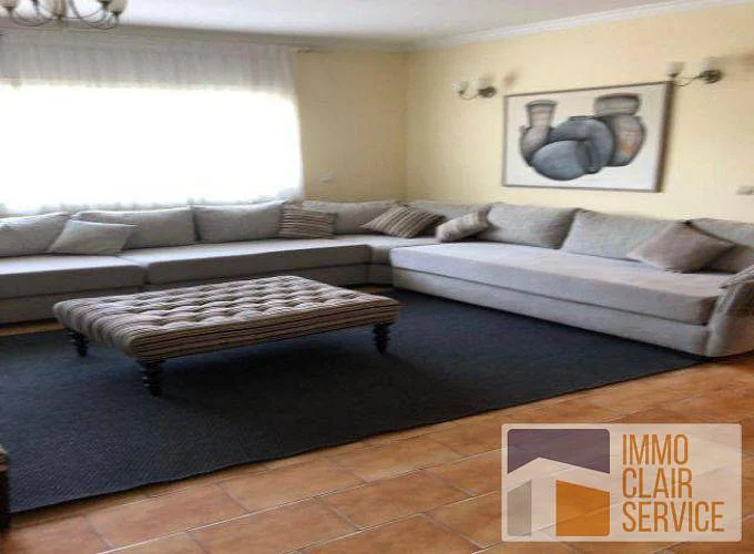 Gemeubileerde Villa met Tuin in Rabat