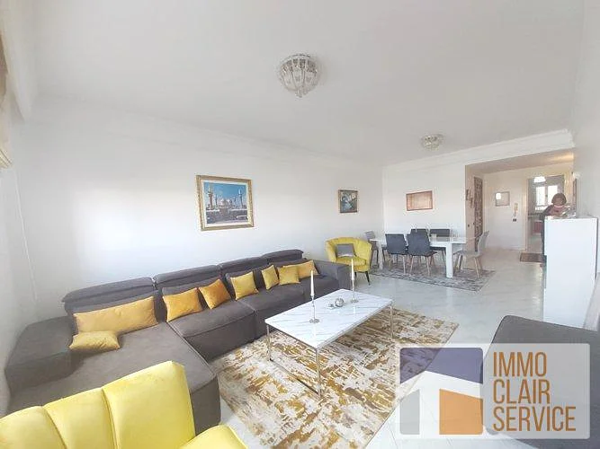 Gerenoveerd gemeubileerd appartement in Casablanca