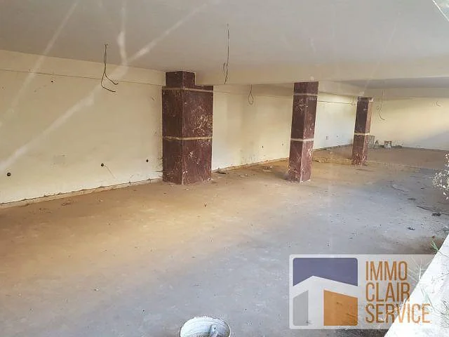 Commercieel Centrum Te Koop in Témara