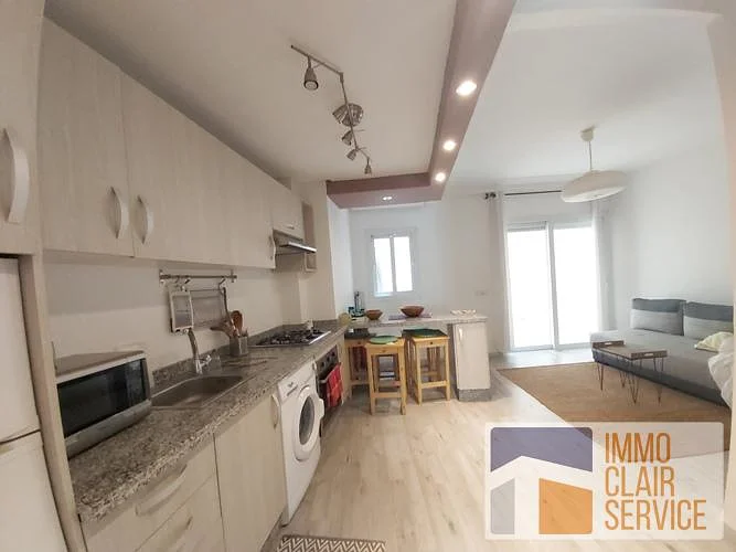 شقة للبيع في الدار البيضاء مع شرفة