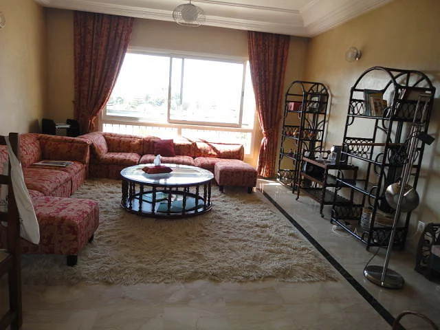Zonnig Appartement in Casablanca met Balkon