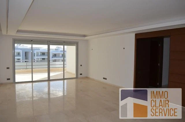 Luxury Apartment with Sea View in Ain Diab