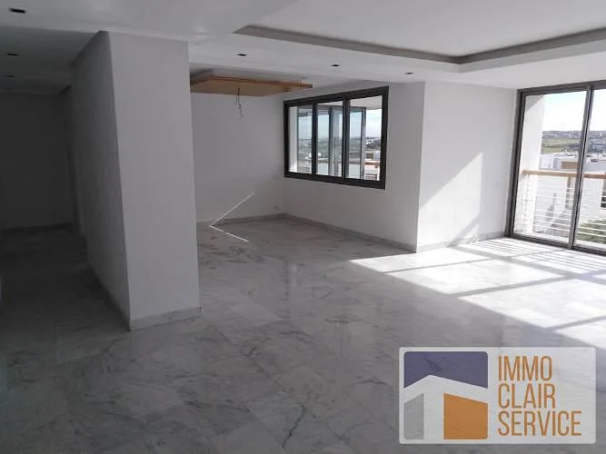 Appartement te Huur in Bouskoura met Zwembad