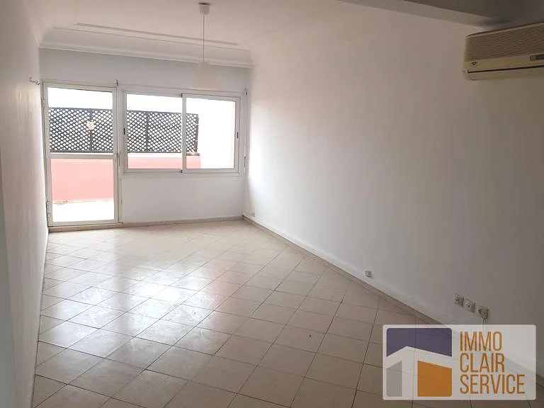 Prachtig Appartement met Terras in Maarif Extensie